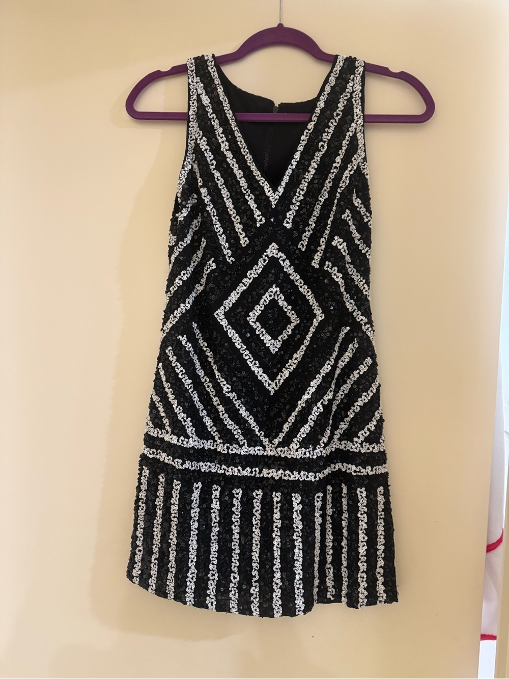Alice + Olivia Black & Silver Sequin Geometric Shift Dress